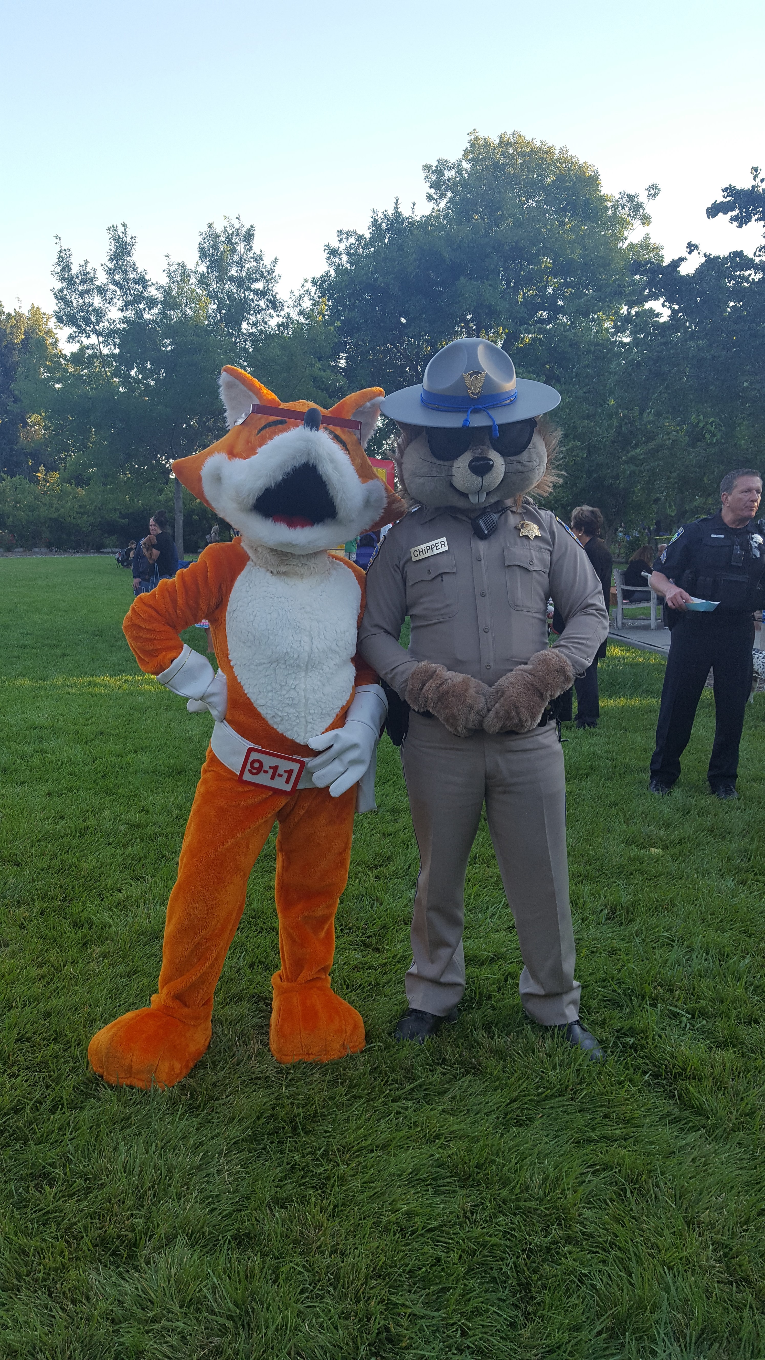 Red E Fox and Chipper